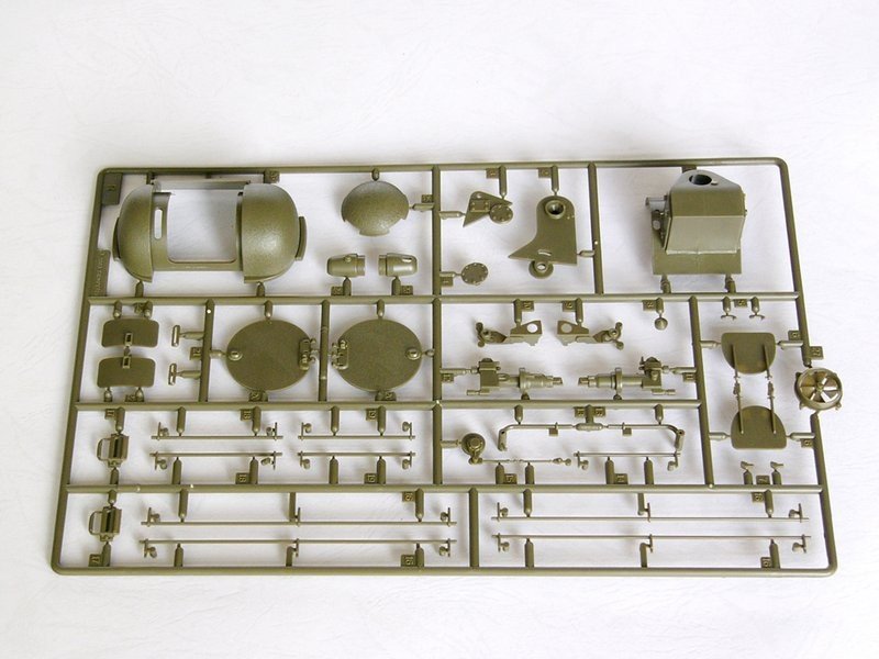 Trumpeter 00905 T-34/76 Modèle 1942 1/16 – image 36