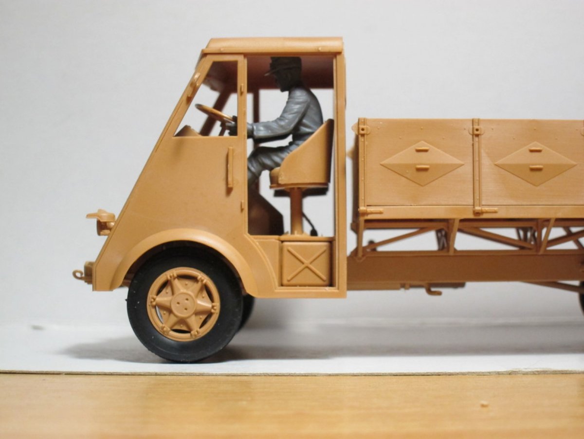 ICM 35642 Conducteurs allemands (1939-1945) (4 figurines) (1/35) – immagine 9