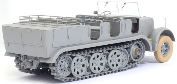 Dragon 6466 8T HALFTRACK Production initiale (1/35) – image 6