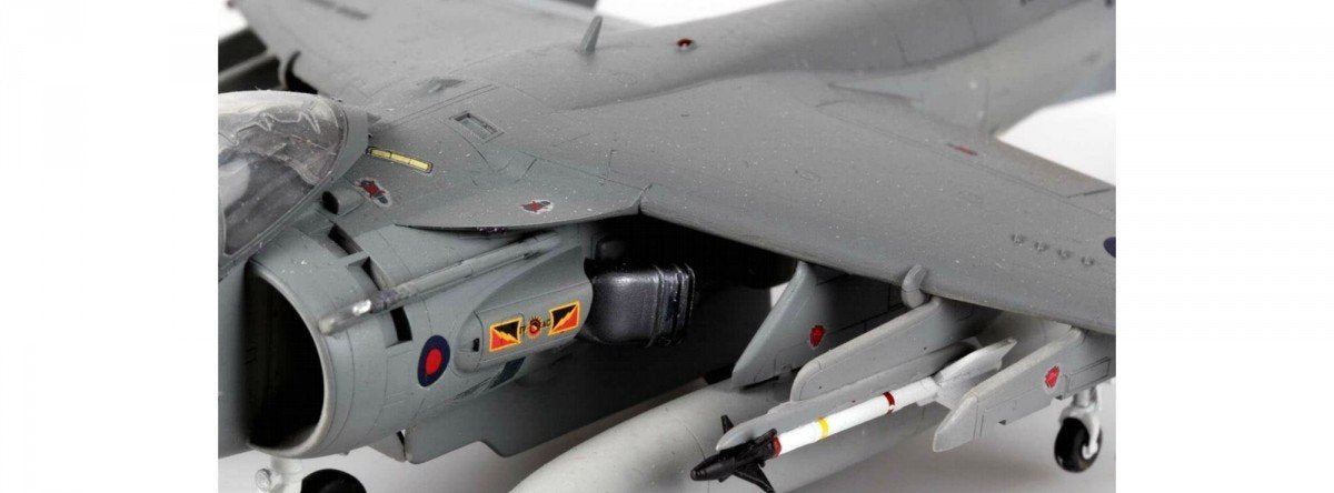 Revell 04280 BAe Harrier GR Mk.7 1/72 – Bild 4