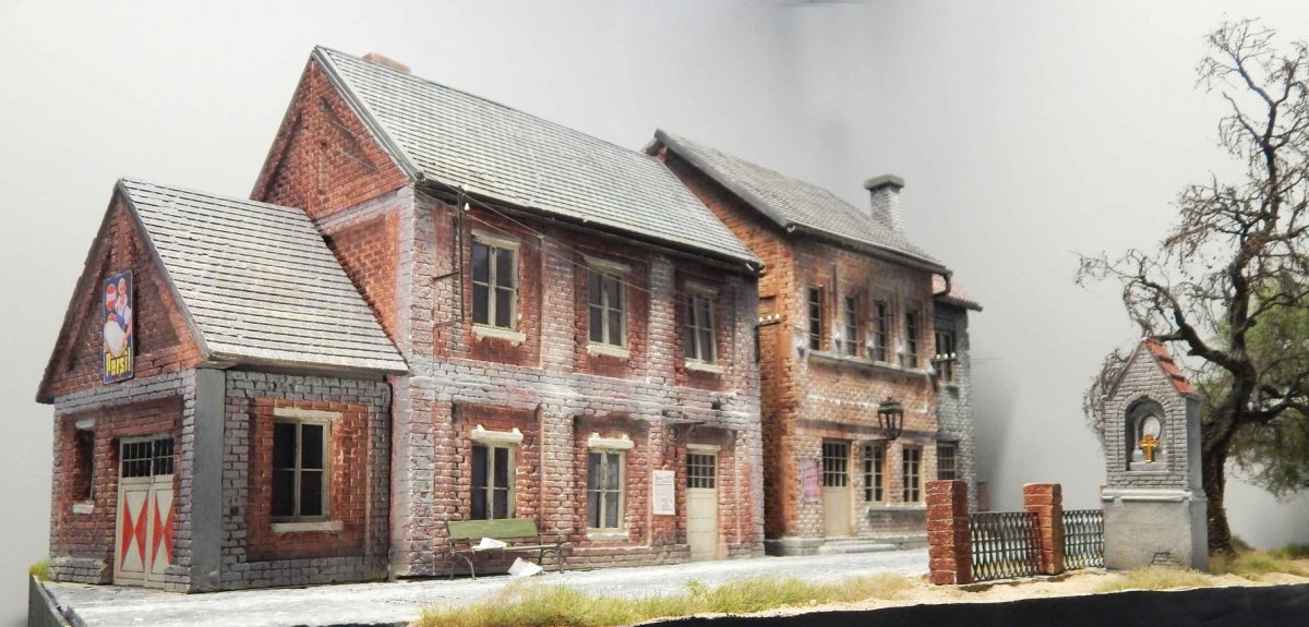 RT-Diorama 35210 Maison de ville (Système modulaire) 1/35 – immagine 7