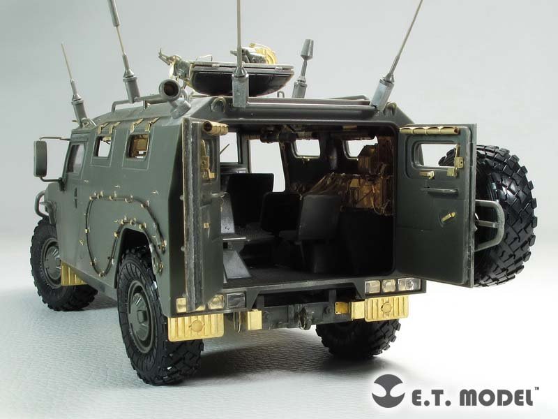 ET Model E35-195 Intérieur du GAZ-233014 STS « TIGER » russe (pour Meng VS-003) (1/35) – Bild 2