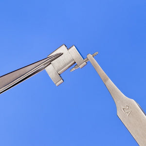 Pince à épiler plate arrondie en acier inoxydable Modelcraft PTW2185-2A (120 mm) – imagen 5