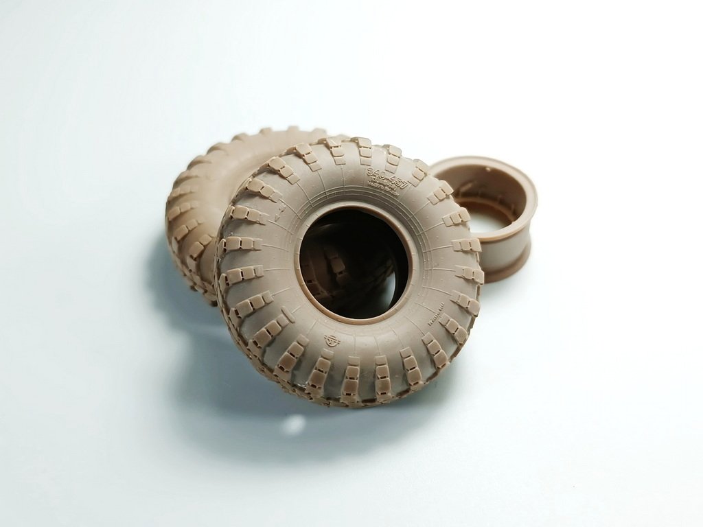 Roue de rechange pour BTR-80/80A APC russe ET Model P35-121, échelle 1/35 – image 5