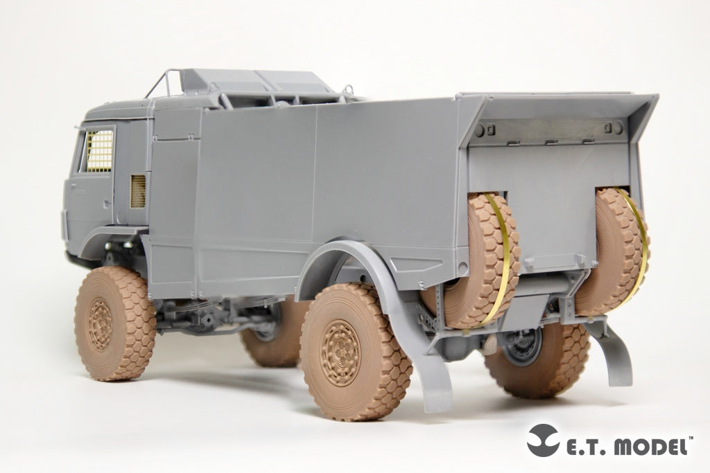 Camion ET modèle E35-318 KAMAZ-43509 «KAMAZ-MASTER» pour ZVEZDA 3657 1/35 – image 4