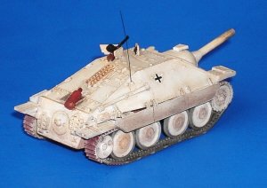 Attaque 72844 Falmmpanzer 38(t) Hetzer (1/72) – image 3