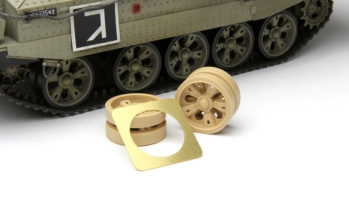 Meng Modèle SS-003 Achzarit Israël Transport de troupes blindé lourd (1/35) – Bild 6