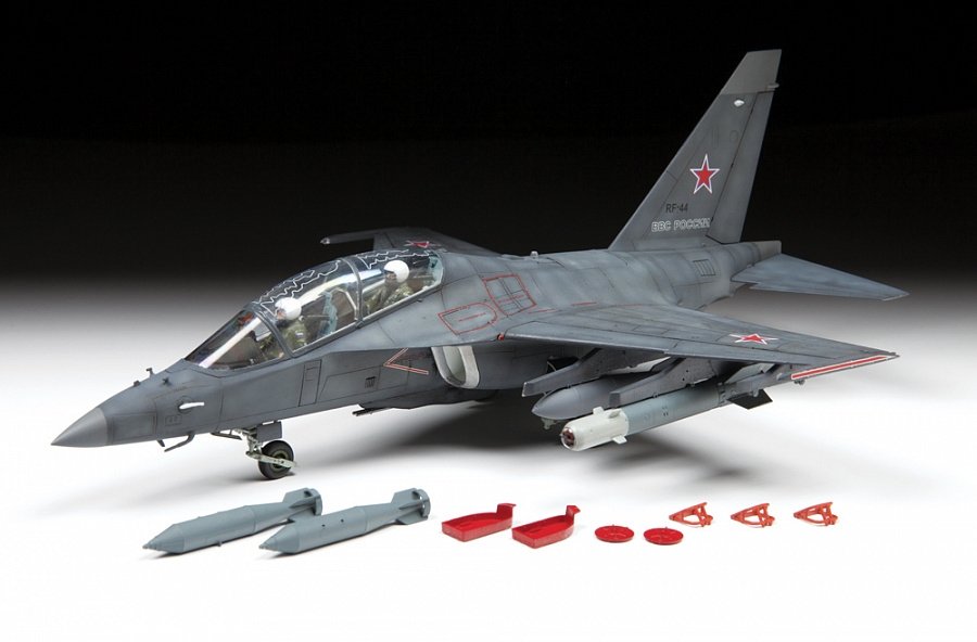 Zvezda 4818 YAK-130 &amp;quot;MITAINE&amp;quot; 1/48 – Bild 3