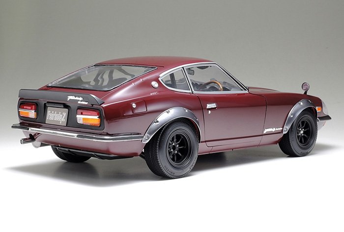 Tamiya 12051 Nissan Fairlady 240ZG Street Custom 1/12 – image 3