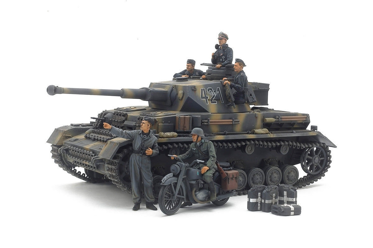 Tamiya 25209 Panzerkampfwagen IV Ausf G. Première production et moto Front de l'Est 1/35