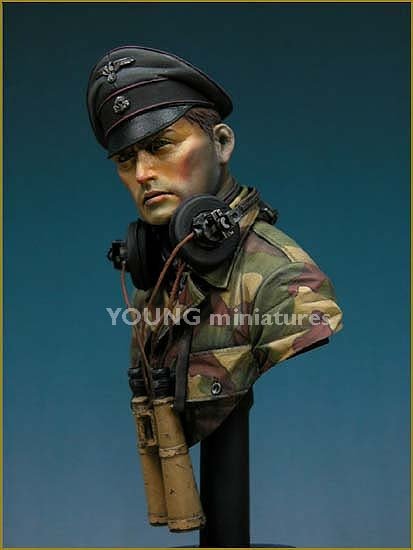Young Miniatures YM1805 Officier de char SS Normandie 1944 1/10 – image 2