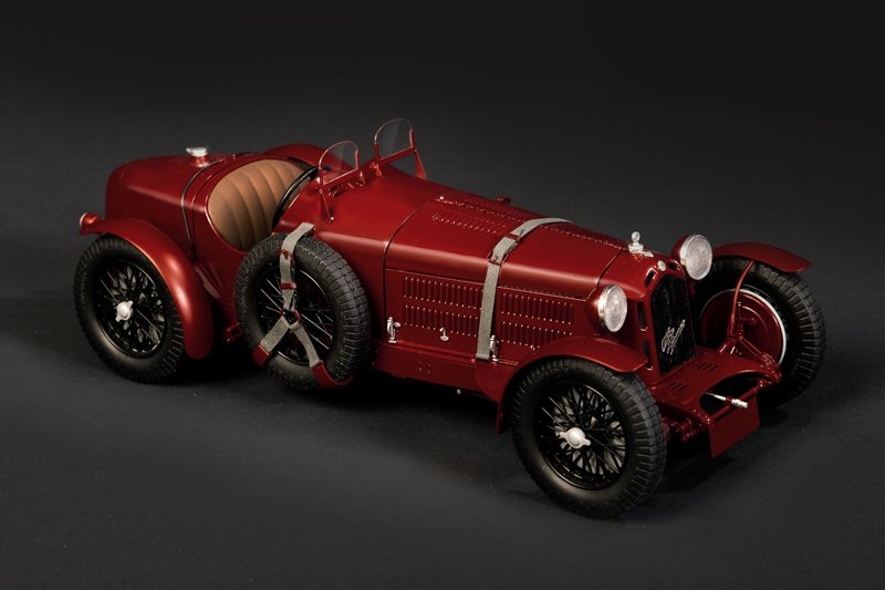 Italeri 4708 ALFA ROMEO 8C 2300 Monza 1/12 – image 3