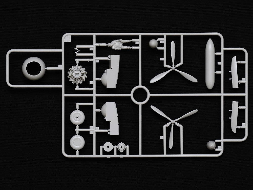 Tamiya 25217 Mitsubishi Ki-46 III Type 100 &amp;amp; 4X4 Véhicule léger Kurogane Set 1/48 – imagen 13