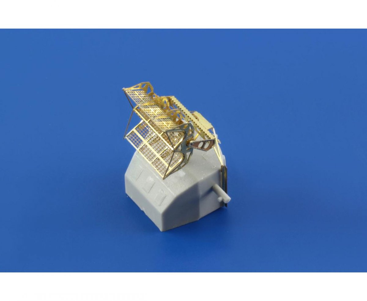 Eduard 53129 USS Hornet CV-8 partie 2 - antennes radar MERIT 1/200 – image 6