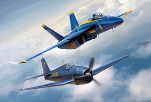 Revell 05613 Boeing F/A-18 E Super Hornet &amp; Grumman F6F-5 Hellcat - Blue Angels 80 Years 1/72