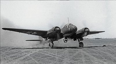 Revell 04856 Junkers Ju88 C-6 Chasseur de nuit (1/72) – immagine 2
