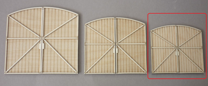 RT-Diorama 35935 Portes de grange - petit modèle 1/35 – image 2