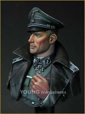 Young Miniatures YM1811 Officier SS TOTENKOPF Seconde Guerre mondiale 1/10 – image 5