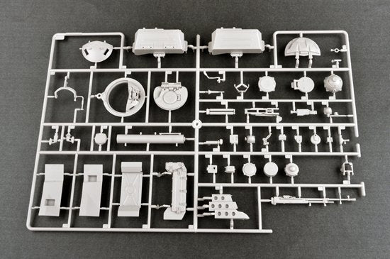 Trumpeter 00924 Char de combat principal russe T-72B 1/16 – image 8