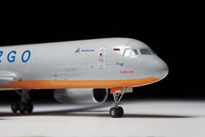 Zvezda 7031 Avion cargo TU-204-100C 1/144 – Bild 6