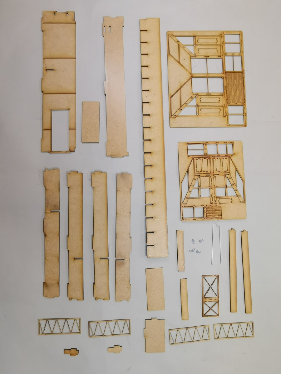 Daw Werk DWA032 Der Hangar - diorama atelier avion 1/32  – Bild 8