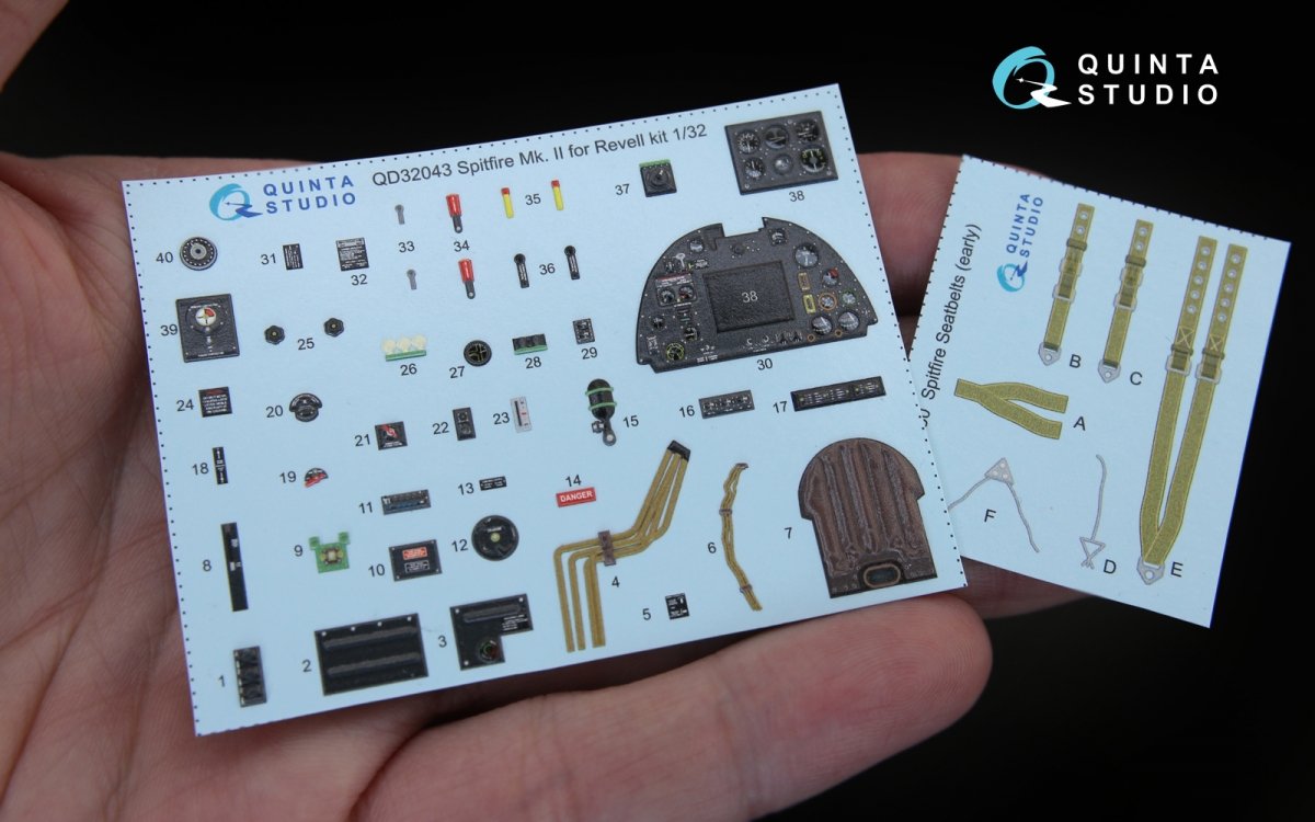 Intérieur imprimé en 3D et coloré sur papier décalcomanie pour Spitfire Mk. II (Quinta Studio QD32043) (pour maquette Revell) au 1/32 – Bild 2