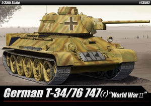 Maquette Academy 13502 T-34/76 allemand 747(r) « Seconde Guerre mondiale » au 1/35