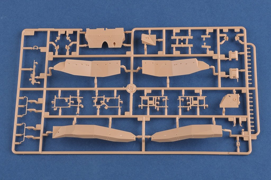 Hobby Boss 84557 Leopard C2 MEXAS avec chasse-mines à chenilles TWMP, échelle 1/35  – immagine 13