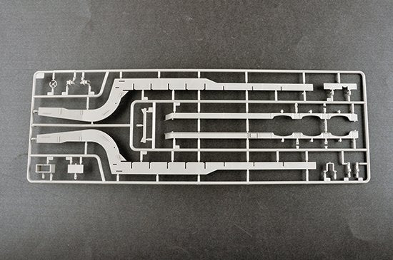 Trumpeter 01065 MAZ-537G Type de production tardive avec semi-remorque ChMZAP-9990 1/35  – immagine 7