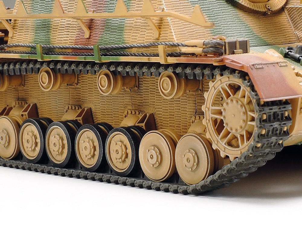 Tamiya 35353 Sd.Kfz.166 Sturmpanzer IV Brummbar Production tardive (1/35)  – image 6
