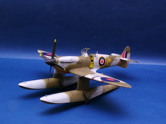 Trumpeter 02404 Spitfire Mk Vb Hydravion (1/24) – imagen 5