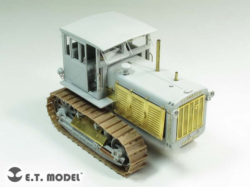 Tracteur russe ChTZ S-65 ET Model E35-193 avec cabine (pour TRUMPETER 05539) (1/35) – immagine 3
