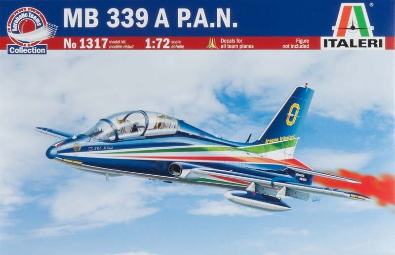 Italeri 1317 MB-339 PAN FREECCE TRI 1/72