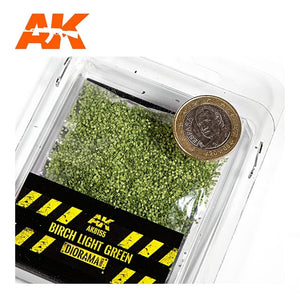 AK Interactive AK8155 FEUILLES DE BOULEAU VERT CLAIR 28MM 1/72 – image 2