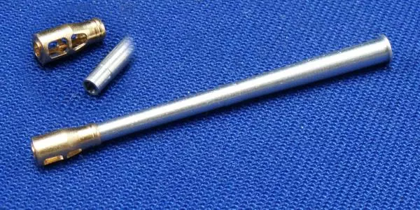 RB Modèle 72B42 10,5 cm L/28 SdKfz 124 « Wespe » 10,5 cm leFH 18 1/72