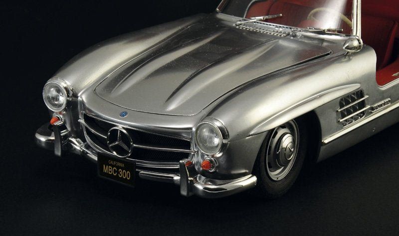 Italeri 3612 Mercedes-Benz 300SL Gullwing 1/16 – image 13