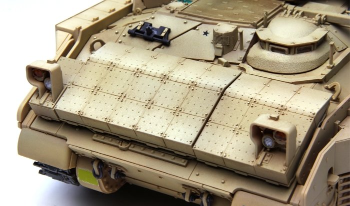 Maquette Meng SS-004 Véhicule de combat d&amp;#39;infanterie américain M2A3 Bradley avec BUSK (1/35) – Bild 3