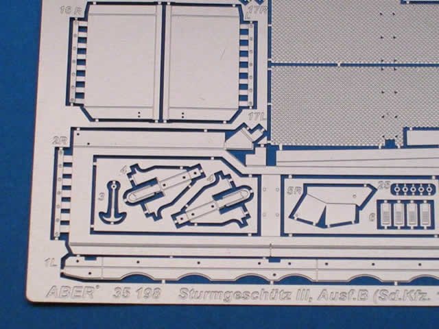 Aber 35198 Canon automoteur antichar allemand Sturmgeschütz III, Ausf.B (Sd.Kfz. 142) - vol. 2 - jeu supplémentaire - ailes (1/35) – image 3