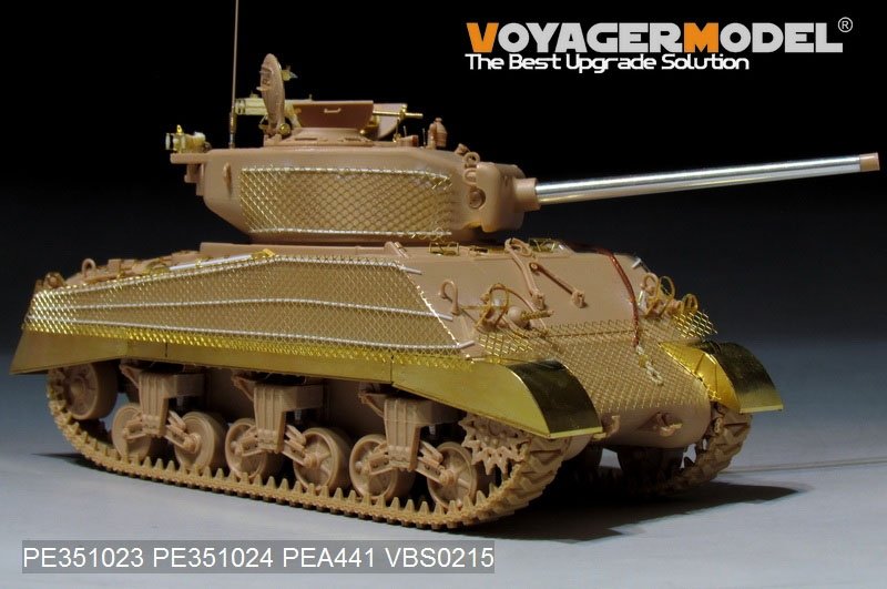 Maquette Voyager PE351023 WWII US M4A3 (76) en version de base avec réservoir central pour MENG TS-043 1/35 – image 2