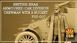 Copper State Models F35-007 Membre d'équipage de la division de véhicules blindés de la RNAS britannique avec un seau 1/35