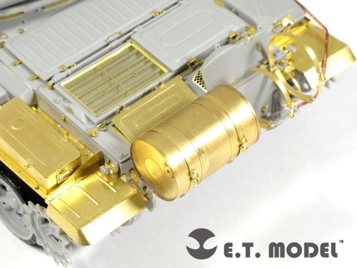 Maquette ET E35-057 Char russe T-62 Mod.1972 Basic (Pour TRUMPETER 00377) (1/35) – image 3
