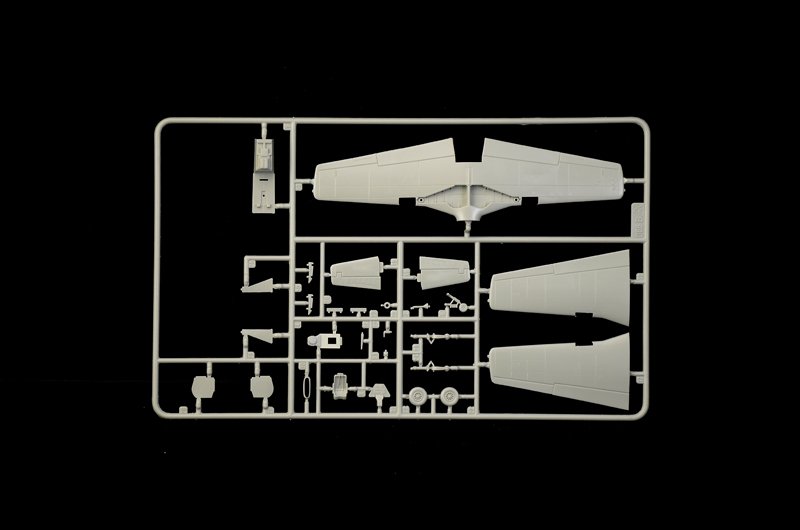 Italeri 1452 North American F-51D Mustang Guerre de Corée 1/72 – Bild 4