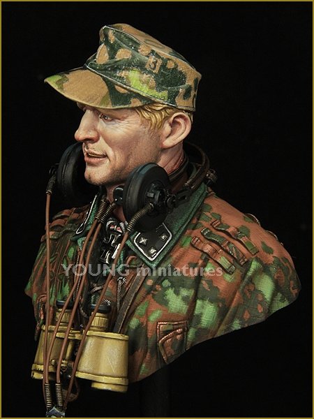 Young Miniatures YM1851 Officier de char SS allemand WAFFEN, Seconde Guerre mondiale, échelle 1/10  – immagine 2