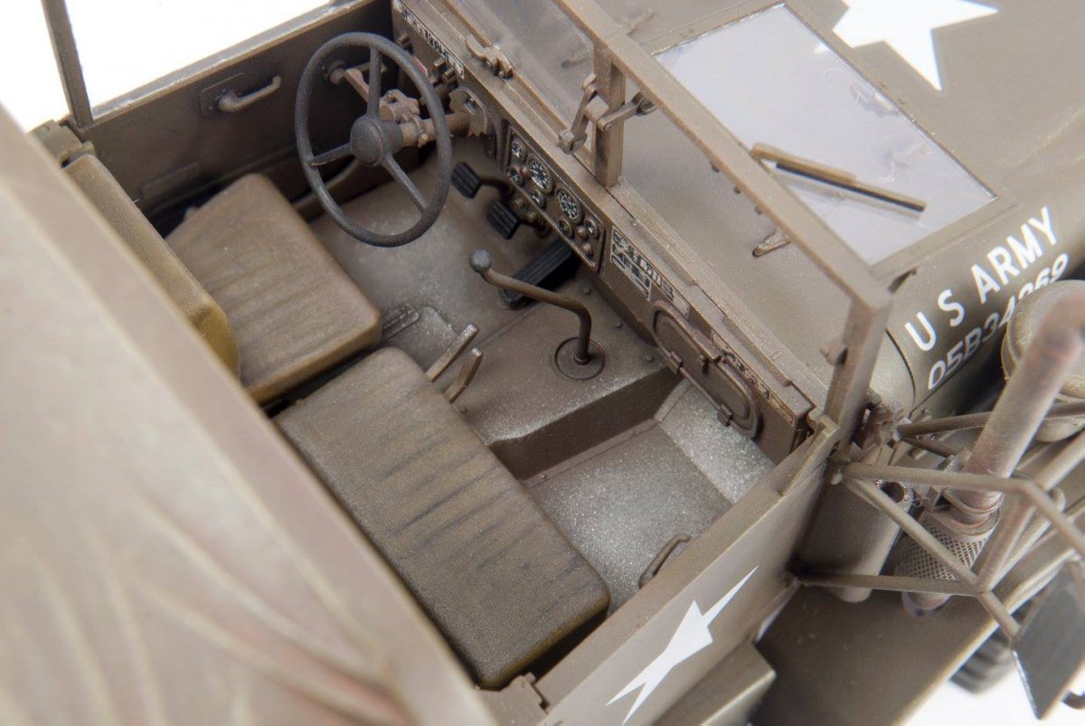 AFV Club 35300 M54A2 Camion cargo 5 tonnes 6x6 (1/35) – image 8