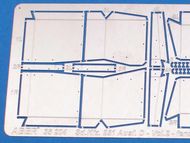 Aber 35204 Armored personnel carrier Sd.Kfz. 251/1 Ausf. D - vol. 2 - additional set - fenders (1/35) – image 7