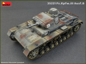 MiniArt 35221 Pz.Kpfw.III Ausf.B avec équipage 1/35 – image 2