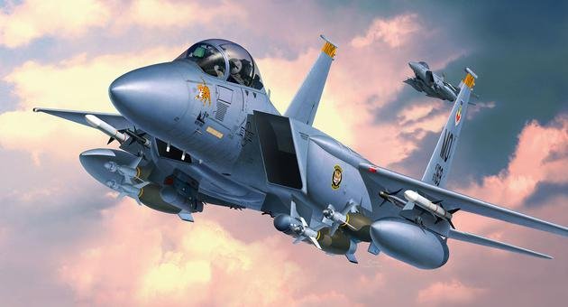 Revell 04891 Bombes F-15E STRIKE EAGLE (1/48)
