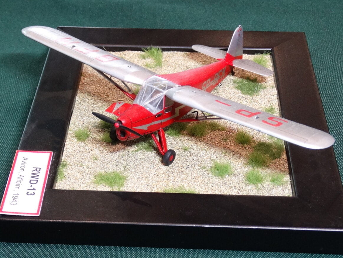 RS Models 94099 RWD-13ST Polish Touring Plane 1/72 – Bild 4