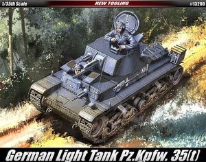 Maquette Academy 13280 Char léger allemand Pz.Kpfw. 35(t) (1/35)