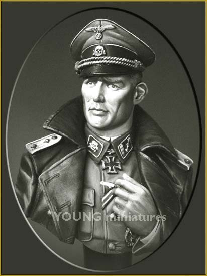 Young Miniatures YM1811 Officier SS TOTENKOPF Seconde Guerre mondiale 1/10 – image 7